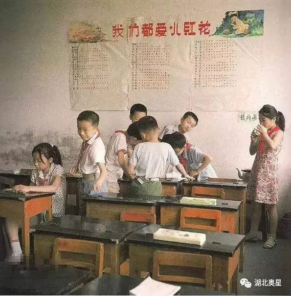 用愛澆灌祖國的花朵,我們一直都在！